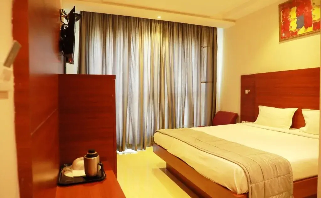 Azeez Avenue hotel - Général