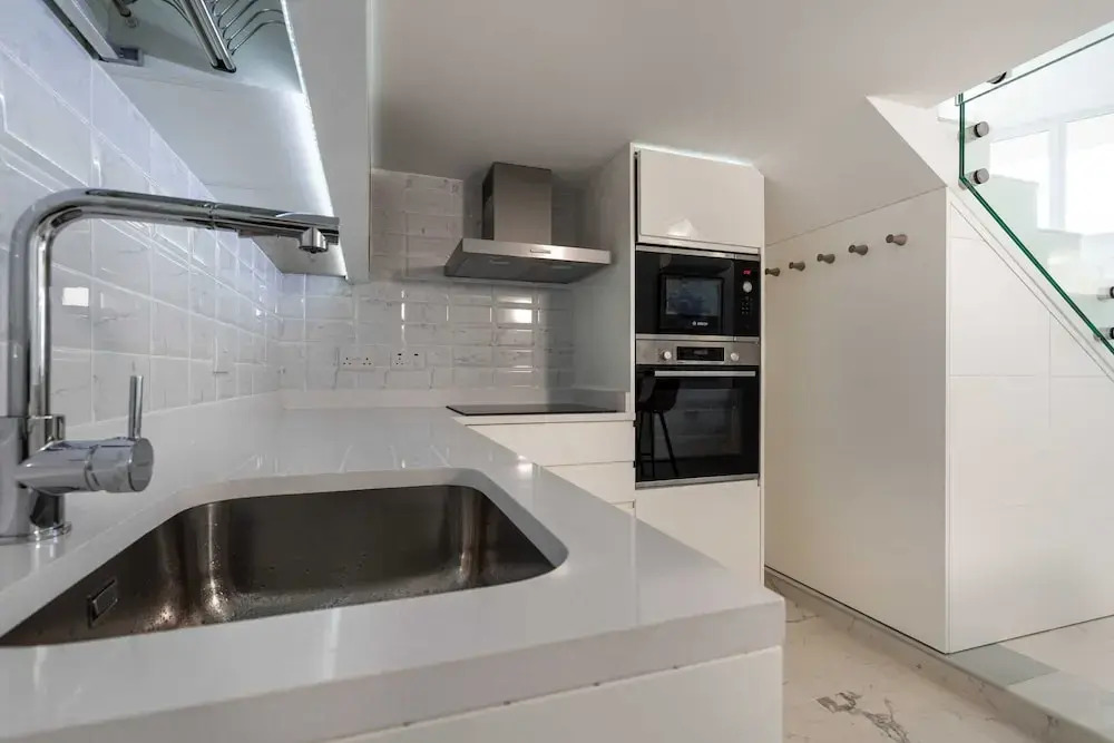 Riviera Suites - Hosted by Sweetstay - фото 18