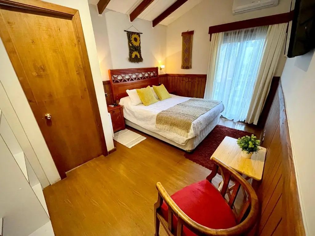 Deluxe Double room with balcony (full double bed)
