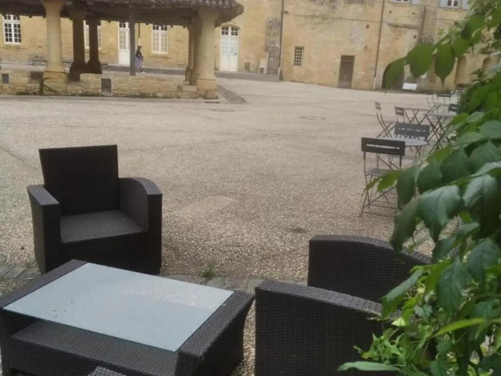 Gîte Le Buisson-de-Cadouin, 4 pièces, 6 personnes - FR-1-616-196