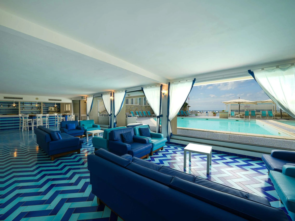 Hotel photo 32