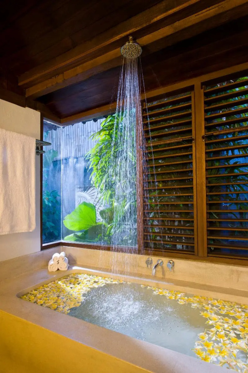 Standard room with balcony