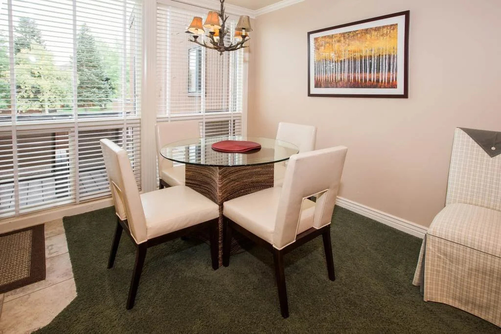 Three Kings Condominiums - Général