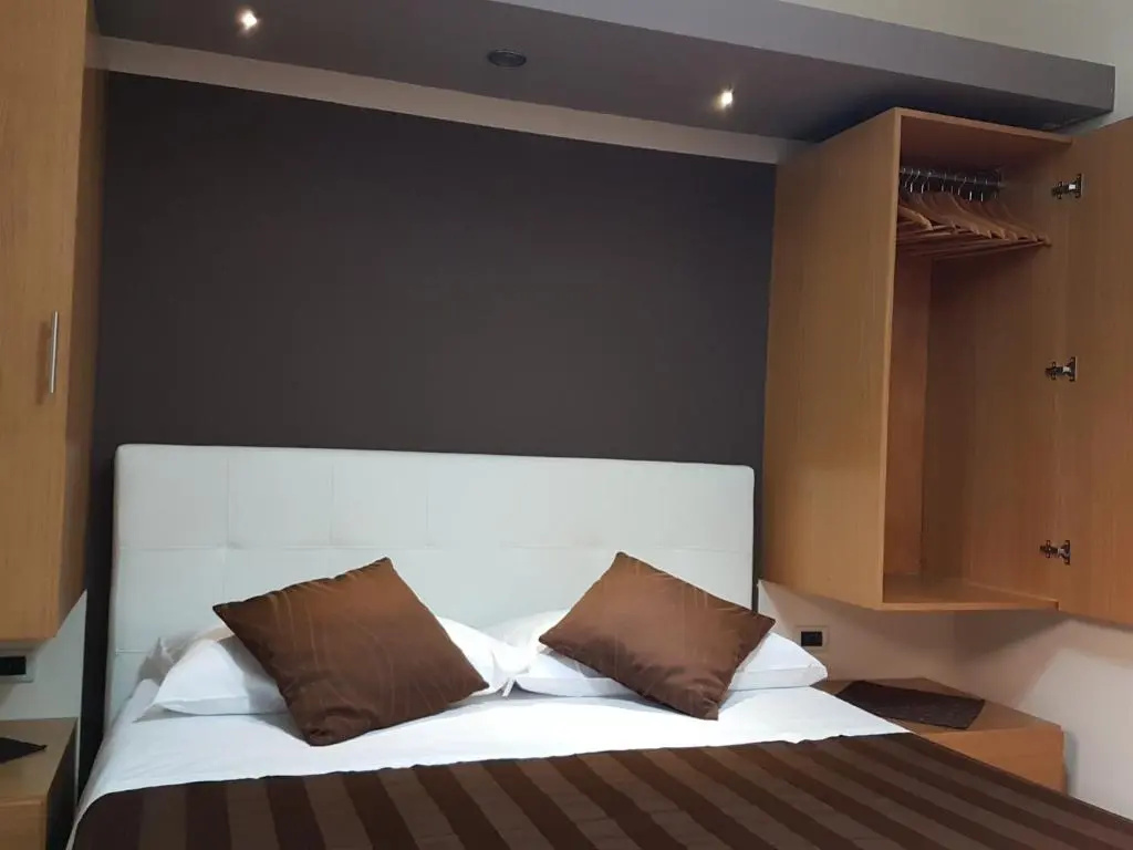 Standard Double room (full double bed)
