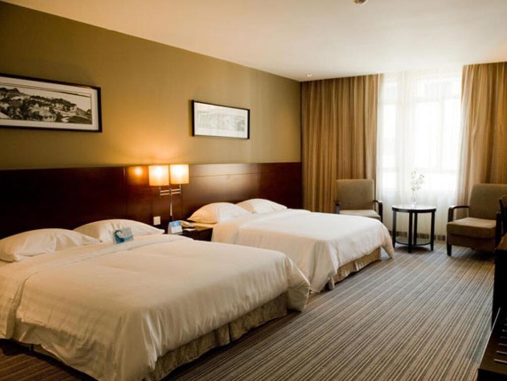 Hotel Sixty3