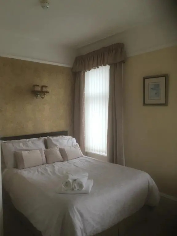 Superior Double room (full double bed)
