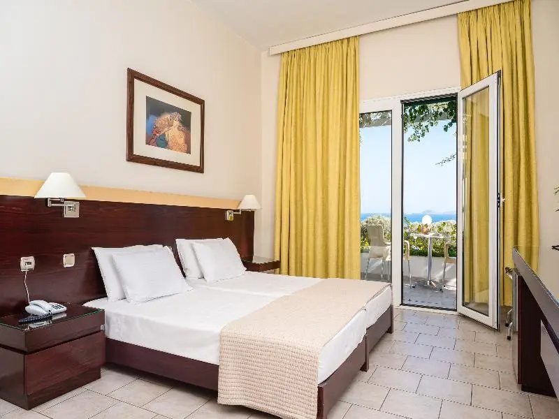 Standard Double room with balcony and with sea view (full double bed)