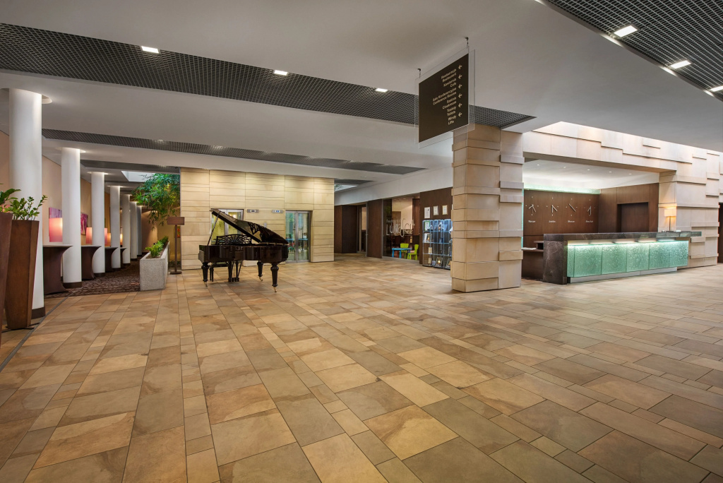 Holiday Inn Resort Warszawa Józefów**** by IHG - Général