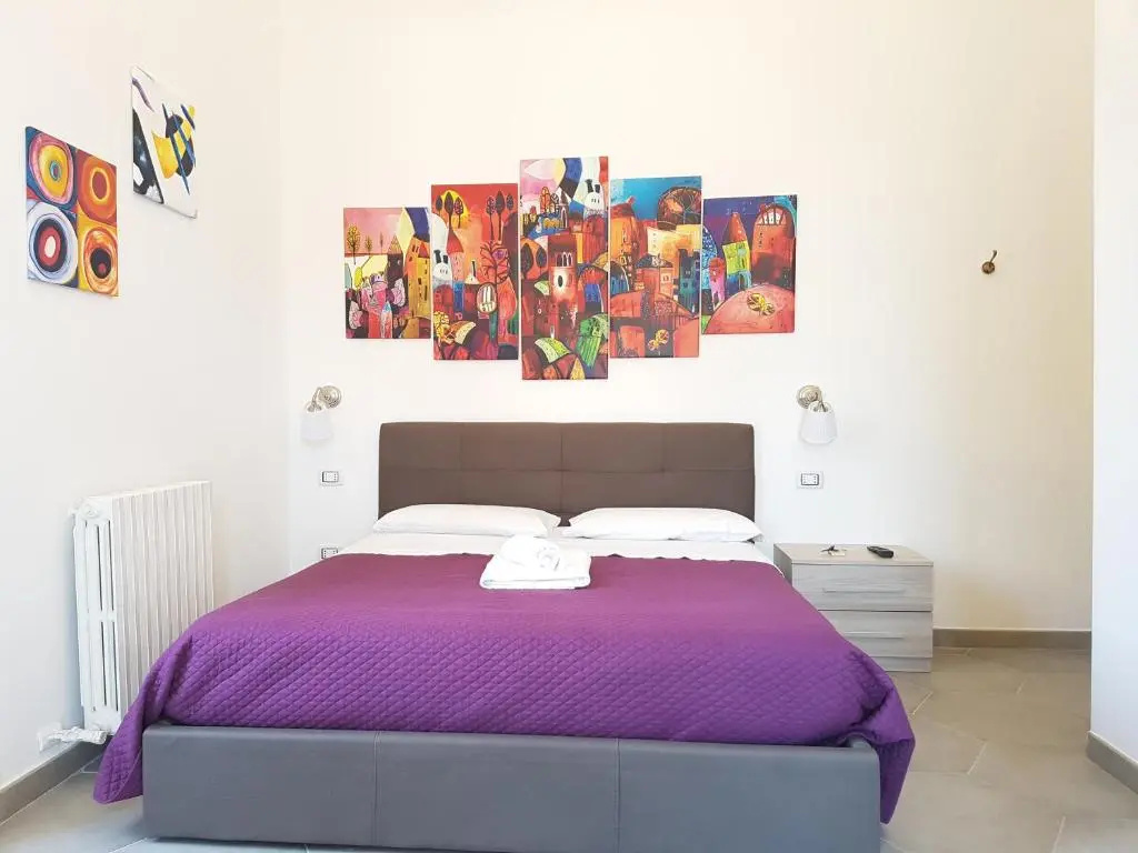 Standard Double room with balcony (full double bed)