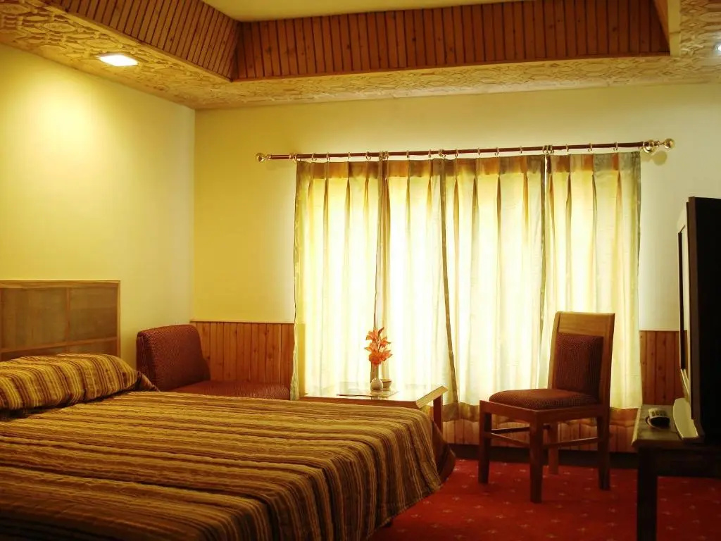 Vardaan Hotels - PatniTop - Chambres