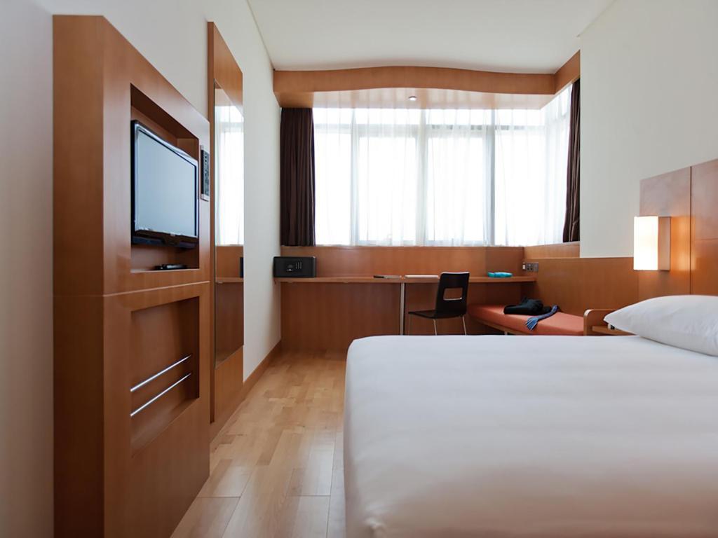 Ibis Abu Dhabi Gate