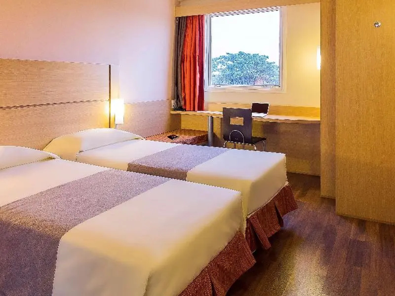 Standard Double room (twin beds)