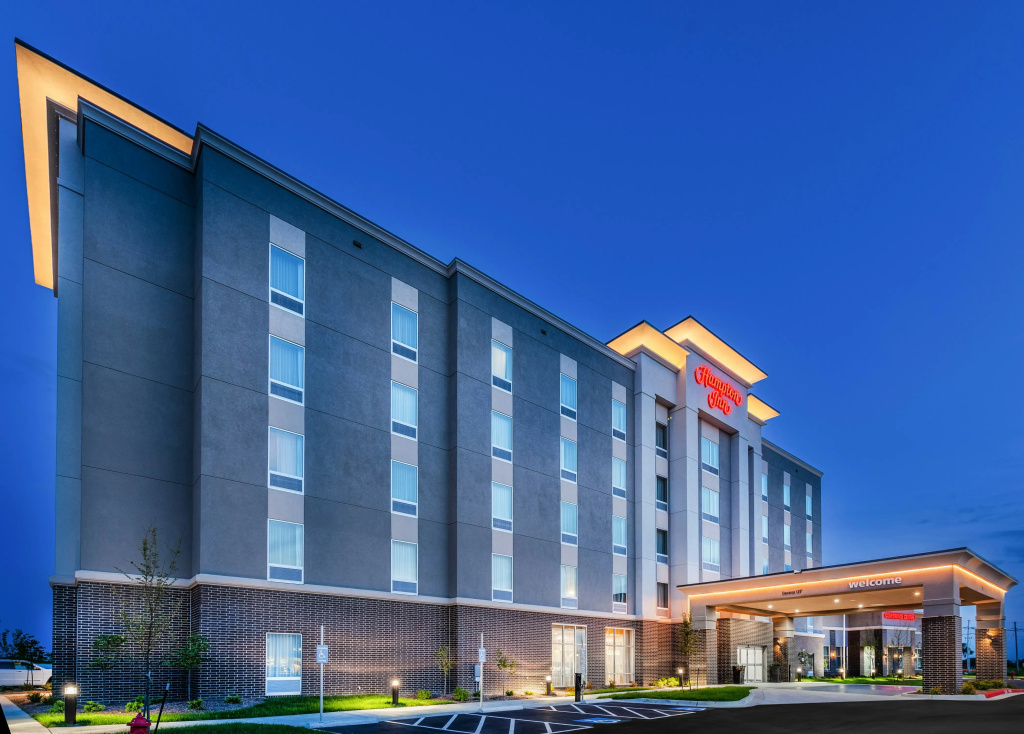 Hampton Inn Gardner Conference Center