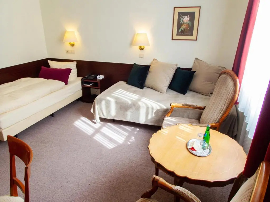 Standard Double room (twin beds)