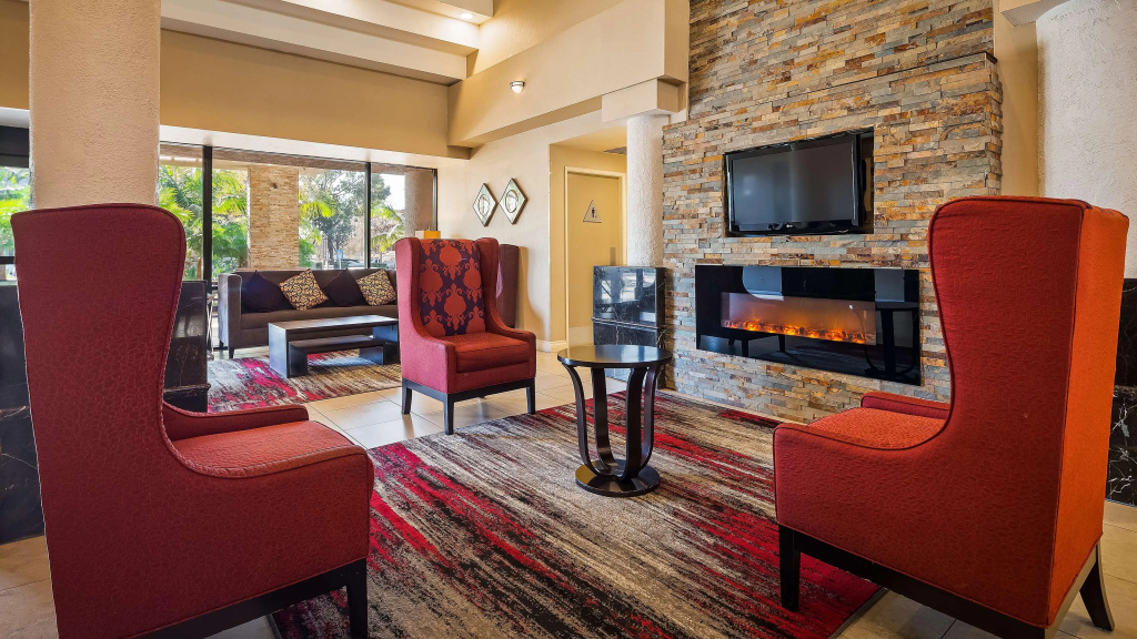 Lobby & Reception