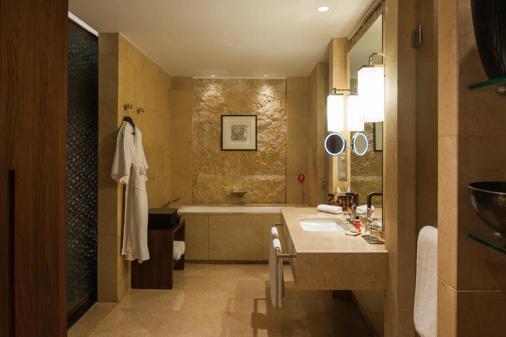 Grand Hyatt
