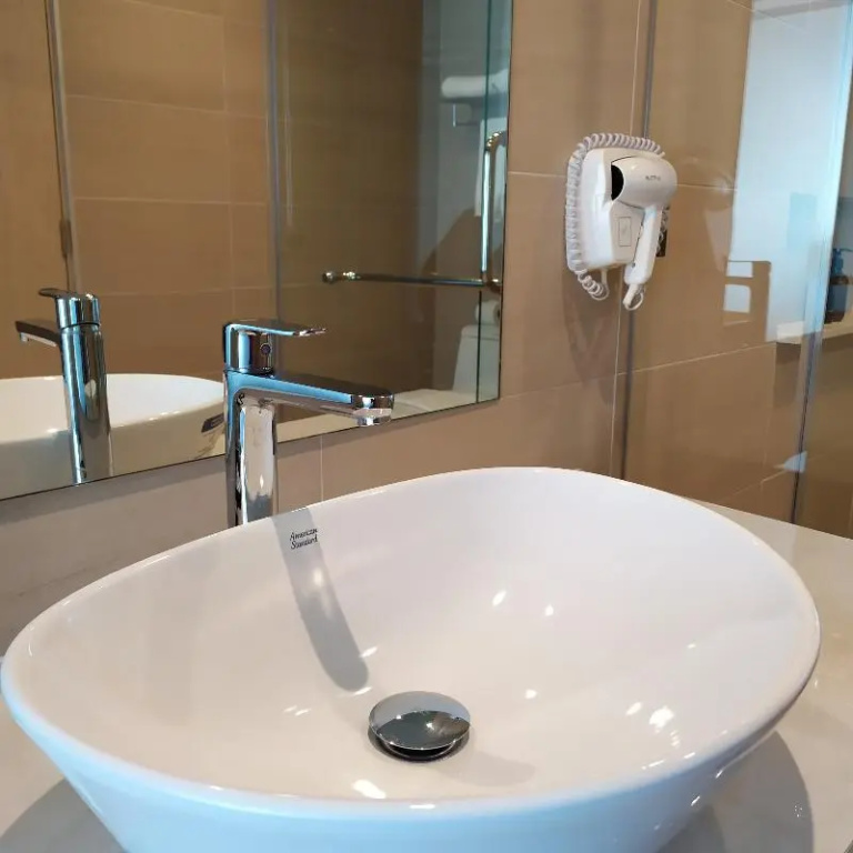 Двухместный номер Superior с балконом (двуспальная кровать) в Seabed Grand Hotel Phuket