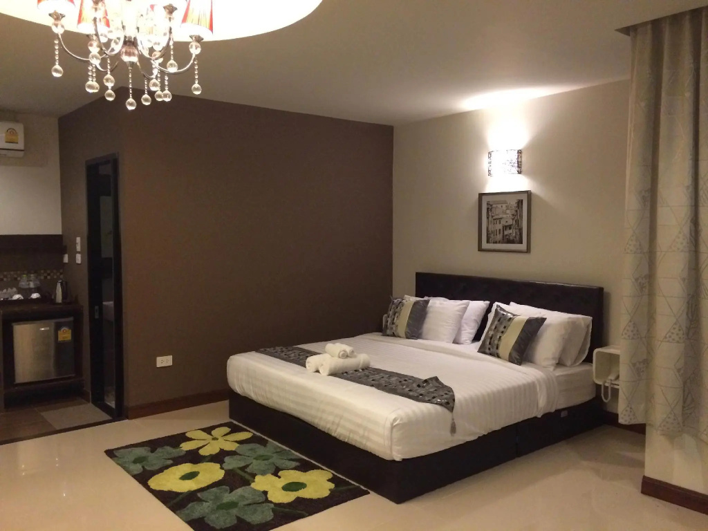 Platinum room