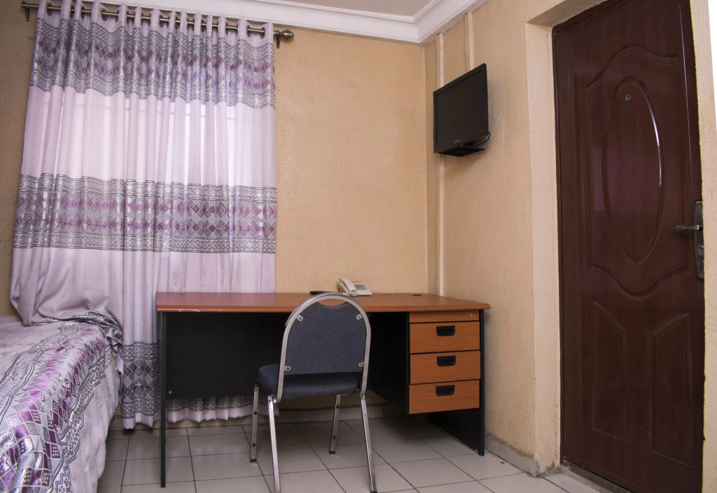 Hotel photo 12