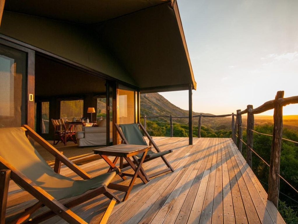 Balcony & Terrace