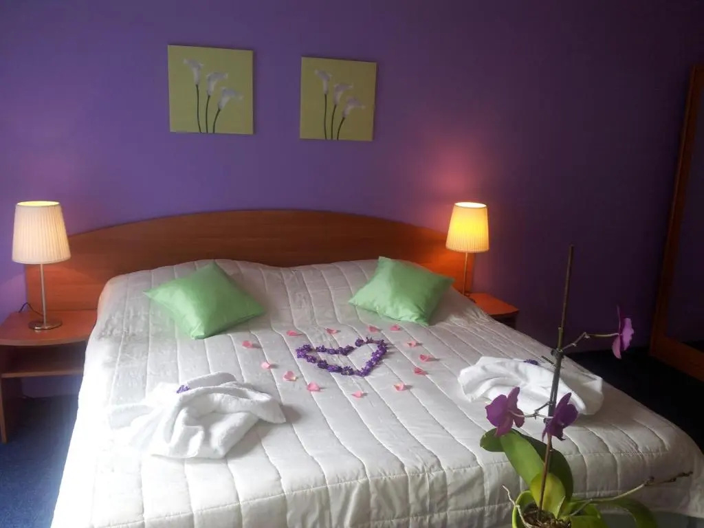 Comfort room