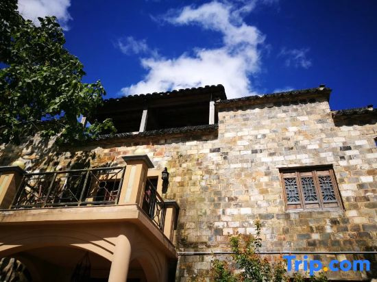 Hongcun Tachuan Alina Garden Vacation Apartment