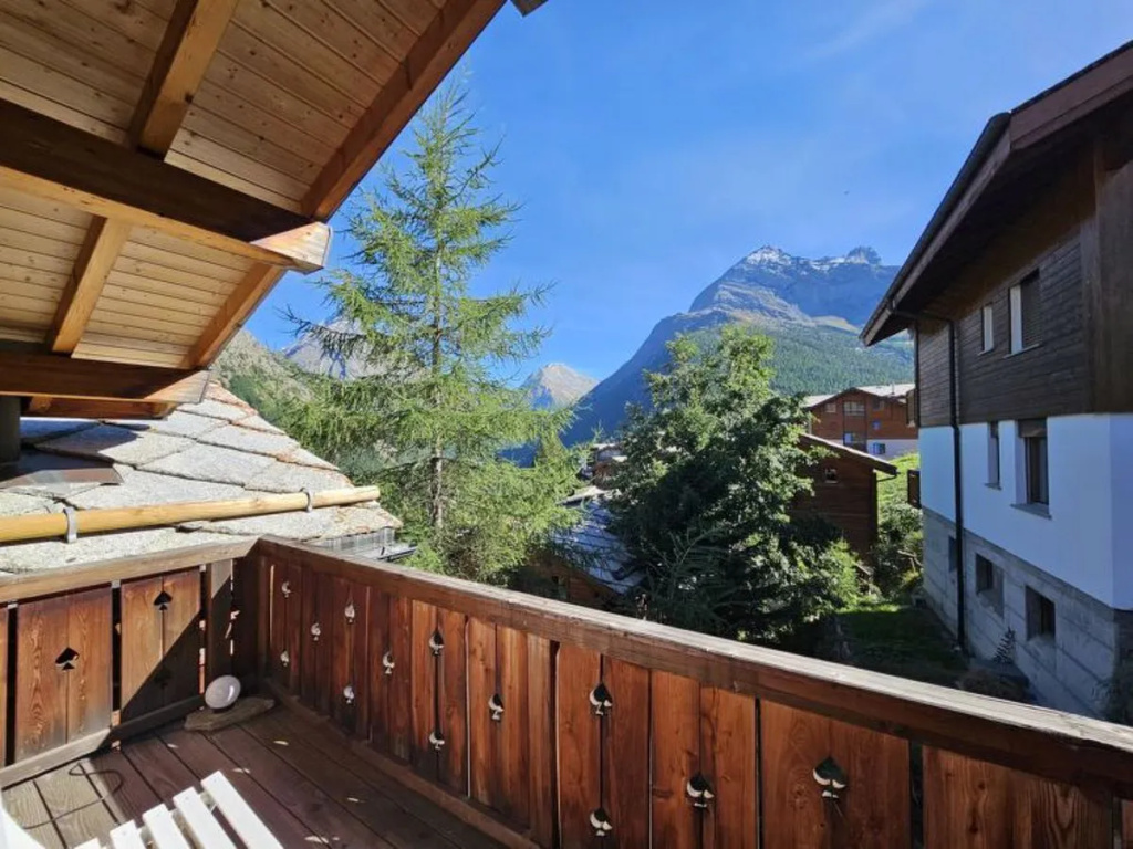 Balcony & Terrace
