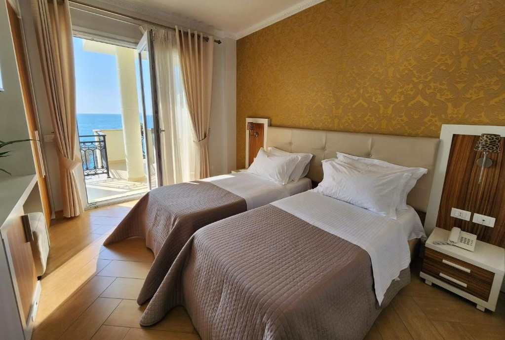 Standard Double room with sea view (twin beds)