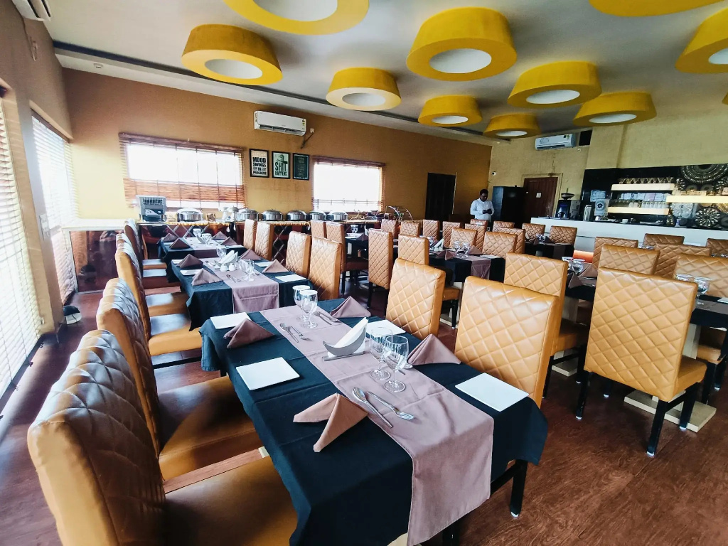 Vatika Premier Hotel - Général