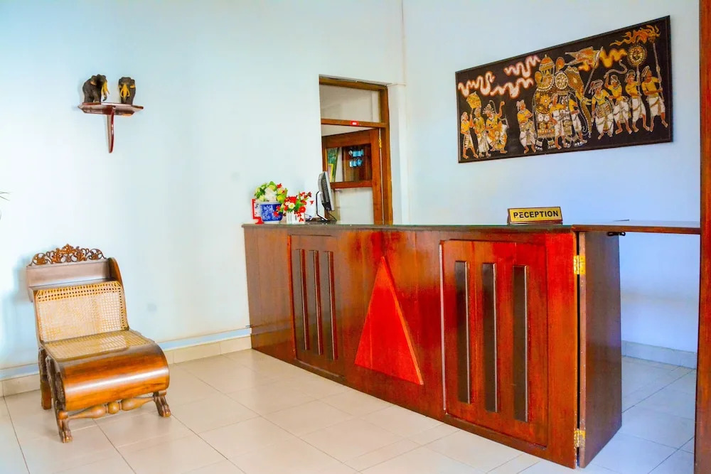 The Triangle Hotel - фото 2