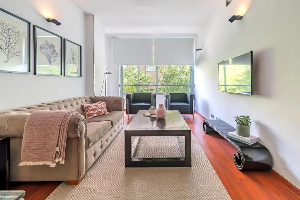 Deluxe Apartment