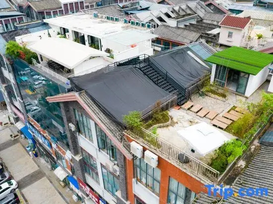 Leshan Juran Homestay