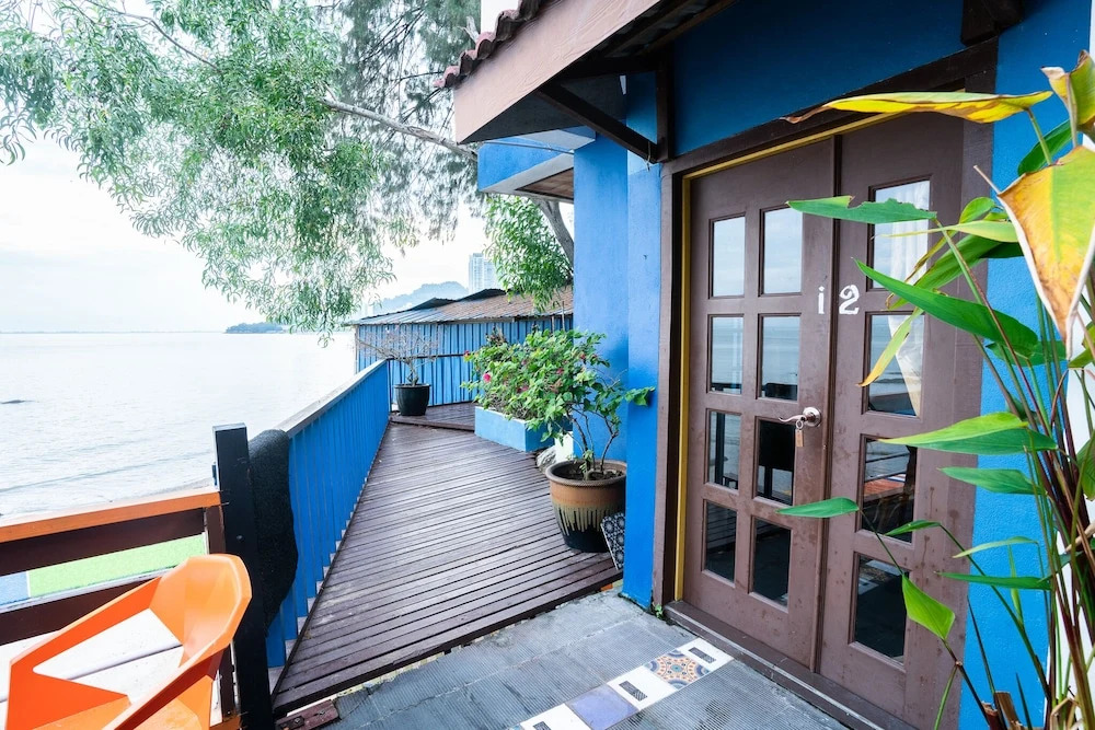 Lost Paradise Resort