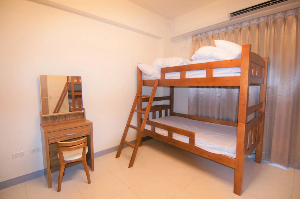 Bed in Dorm (male dorm)