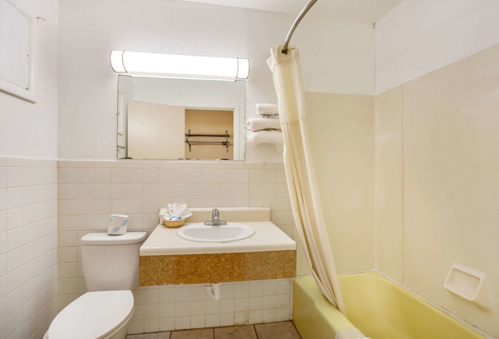 Rodeway Inn & Suites Raton - фото 10