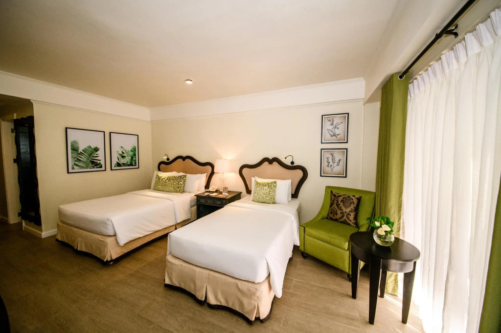Deluxe room with balcony
