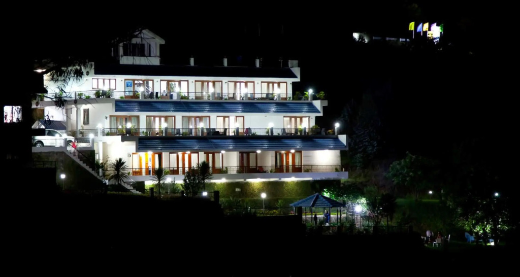 Mount 'n' Mist Hotel