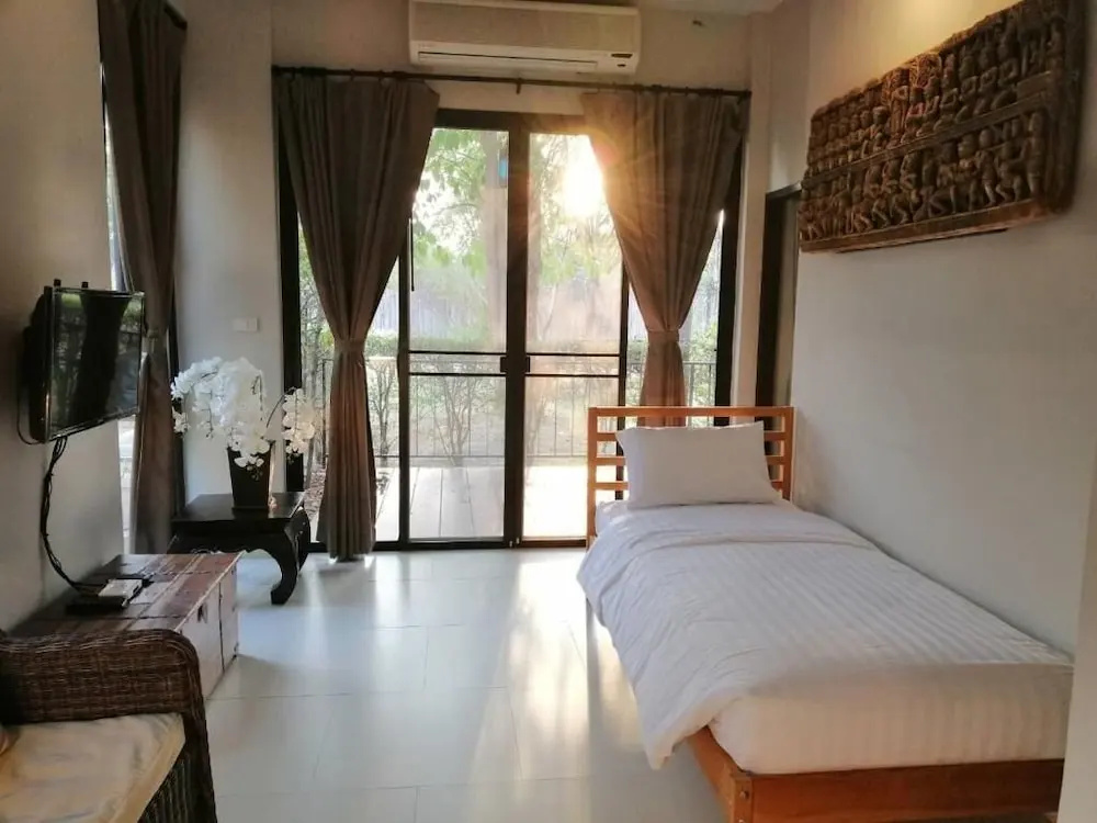 Triple Family Suite with balcony