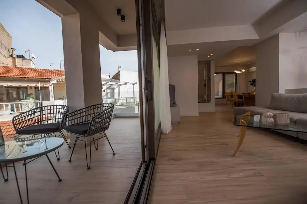 Arvacay Luxury home