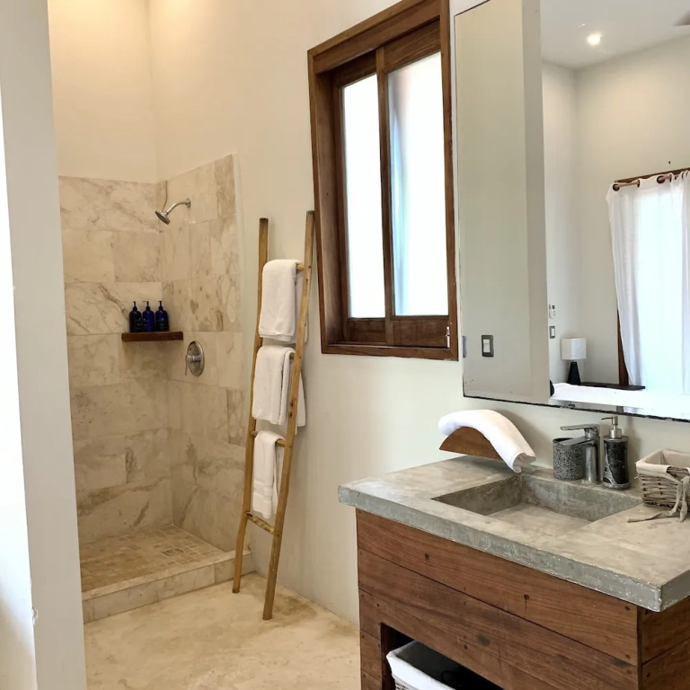 3 Bedrooms Family Villa