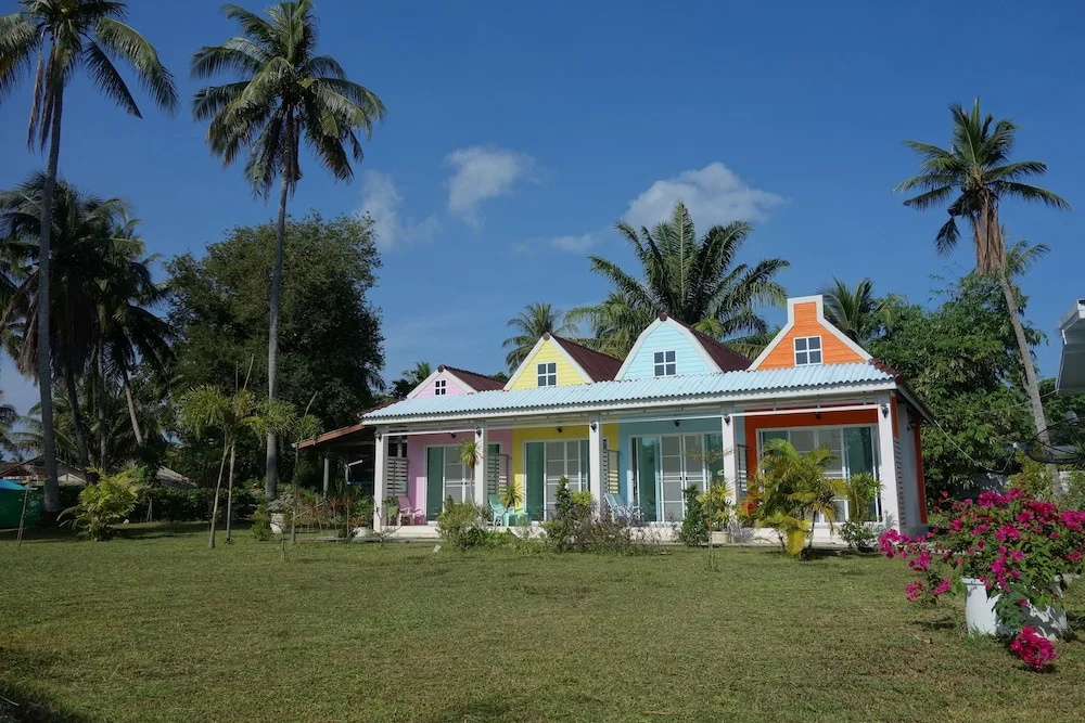 Standard Double room with garden view (full double bed)