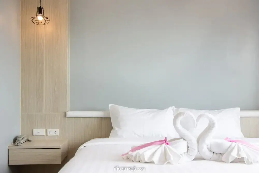 Superior Double room with city view (full double bed)