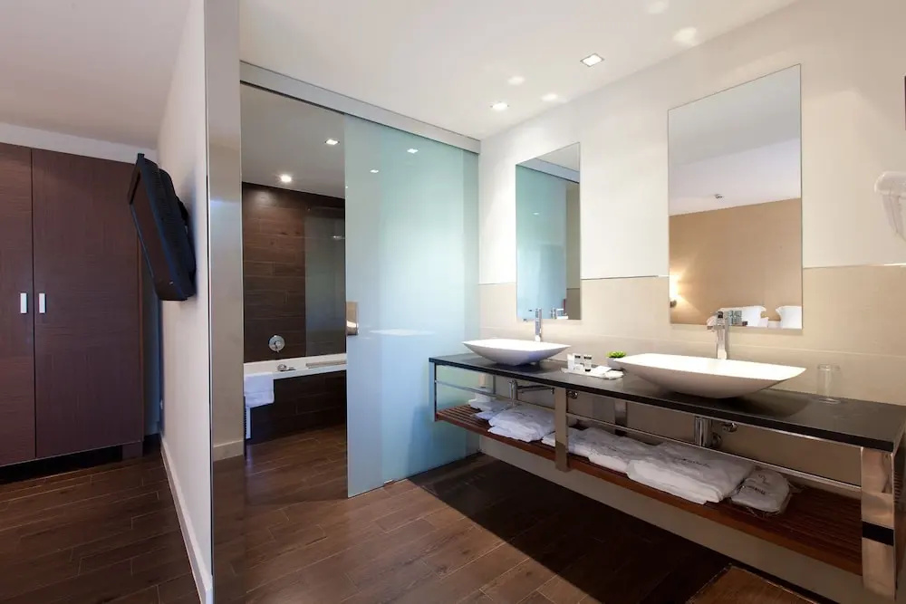 Hotel Les Rotes - Chambres