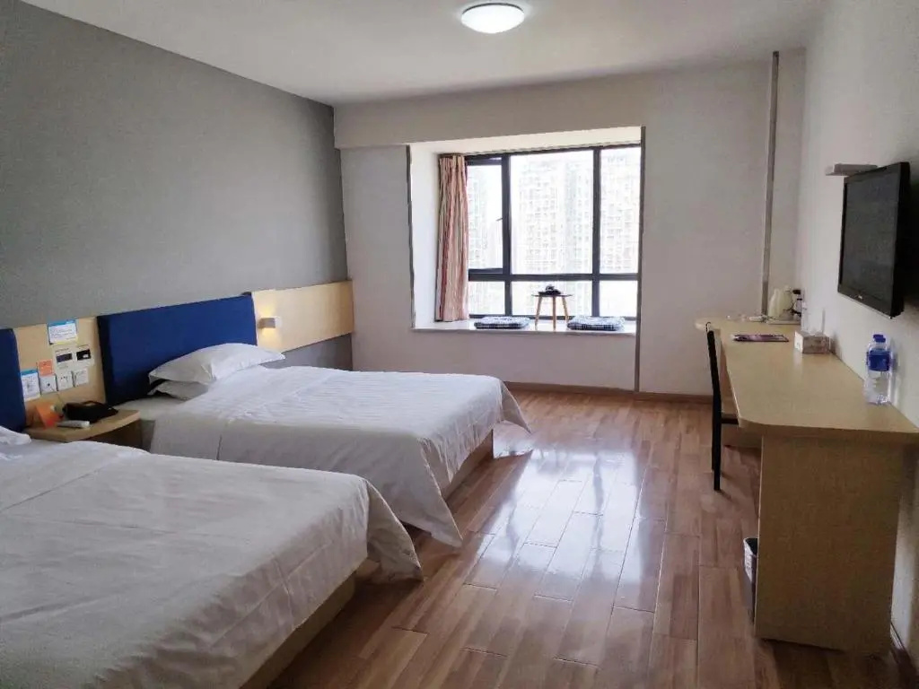 Business Double room (twin beds)