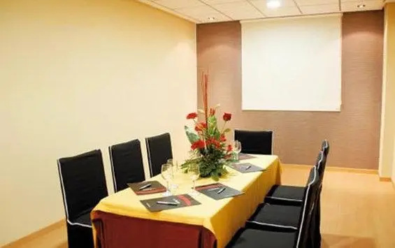 Hotel Sercotel Riscal - Chambres