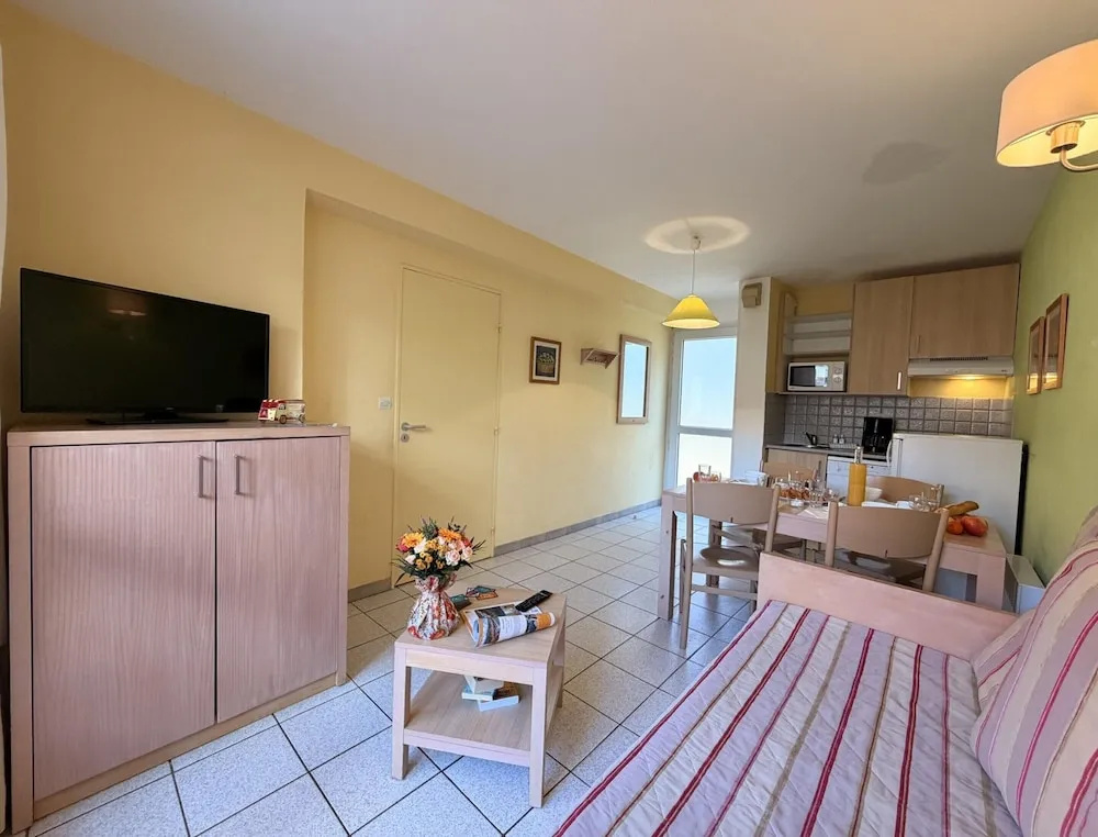 Voir la photo 4 — Hillside Mediterranean Stay for 6