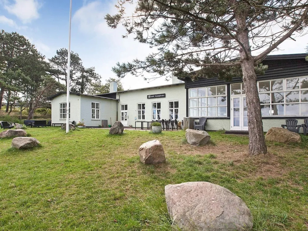 6 Person Holiday Home on a Holiday Park in Gilleleje