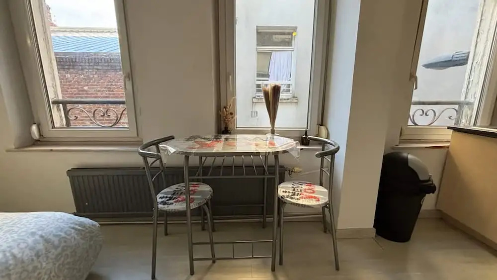 Afficher la photo 6 — Petit Studio au 1er du th tre