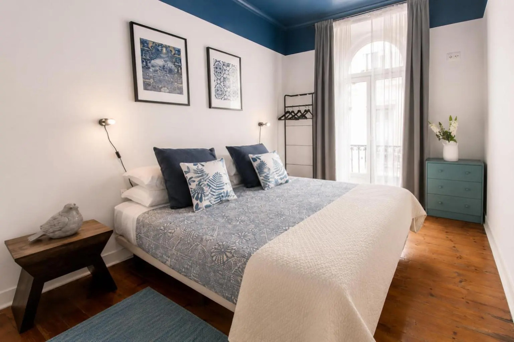 INT Lisbon Suites — 5