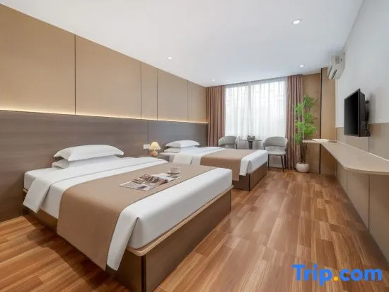 Standard room with view